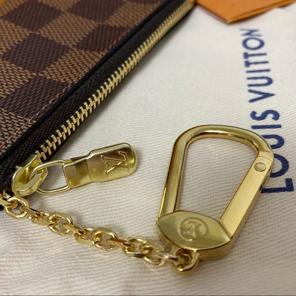 Louis Vuitton Damier Ebene Key Pouch - Picture 7 of 15